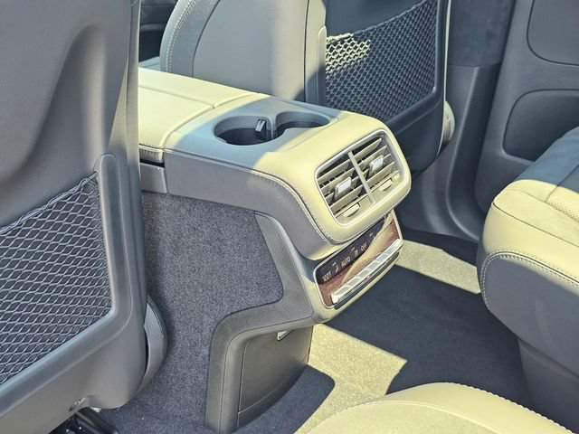 New 2026 Mercedes-Benz GLS 63 AMG 4MATIC image 27
