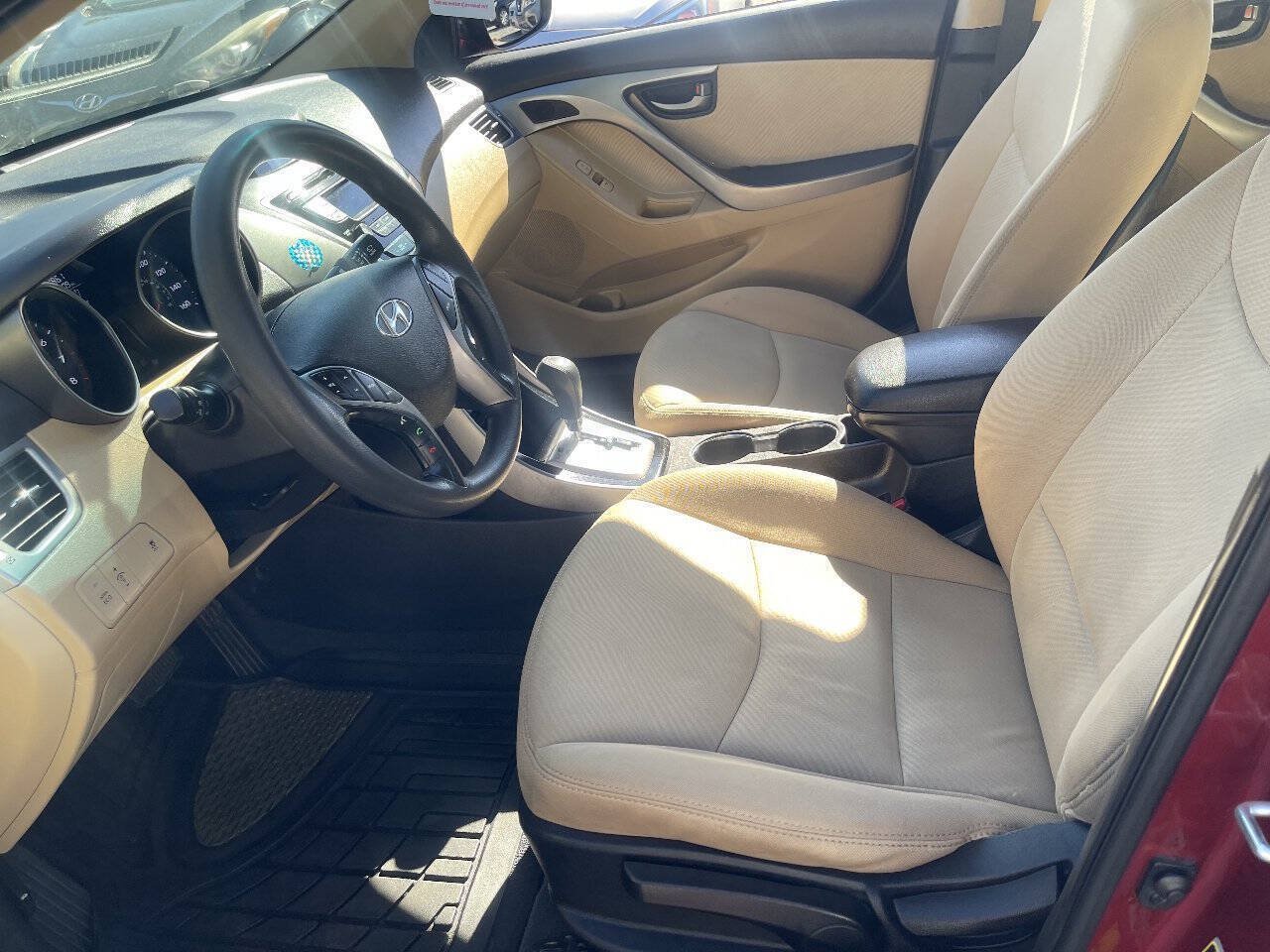 Used 2013 Hyundai Elantra GLS w/ Preferred Pkg FWD image 9