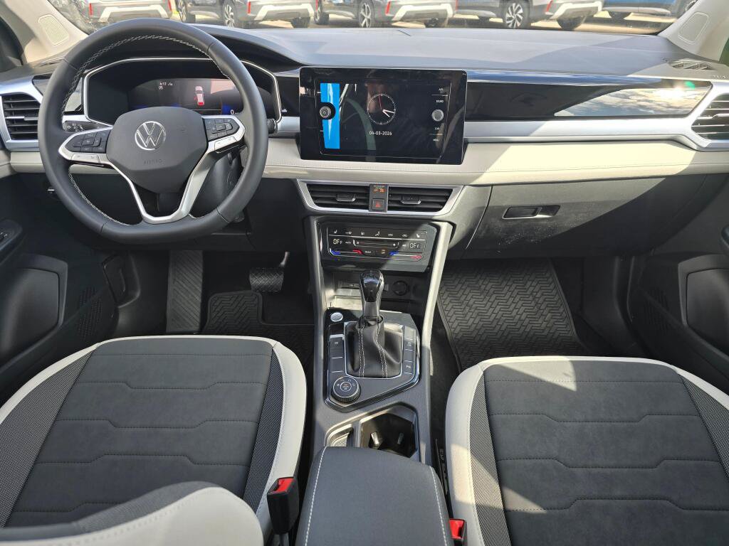 New 2026 Volkswagen Taos SE AWD/4WD image 17