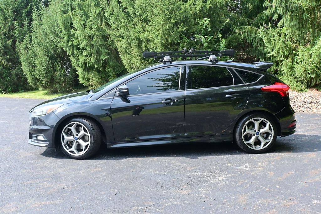 Used 2015 Ford Focus ST FWD image 3