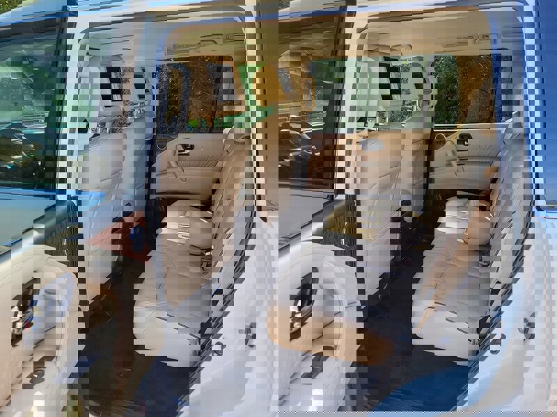 Used 2017 Nissan Armada Platinum image 16