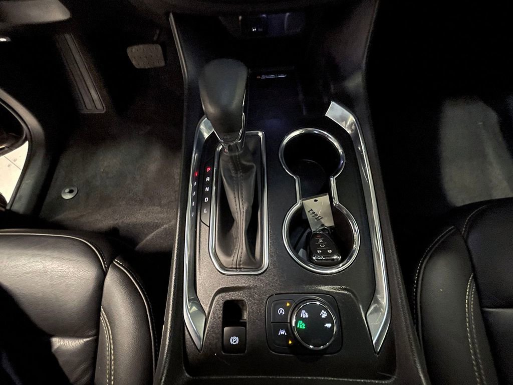 Used 2023 Chevrolet Traverse LT image 36