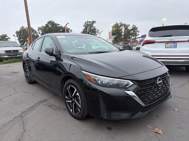 Used 2024 Nissan Sentra SV image 1