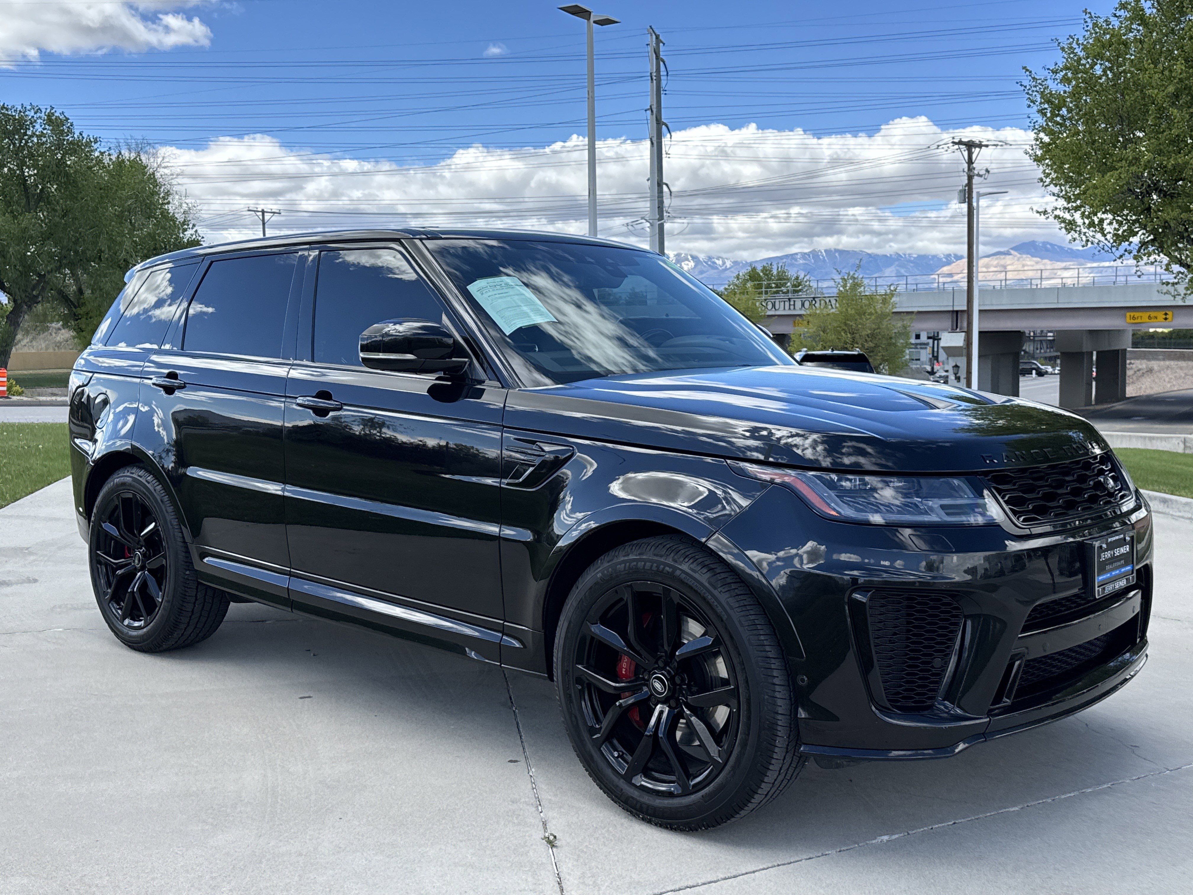 Used 2021 Land Rover Range Rover Sport SVR AWD/4WD image 7