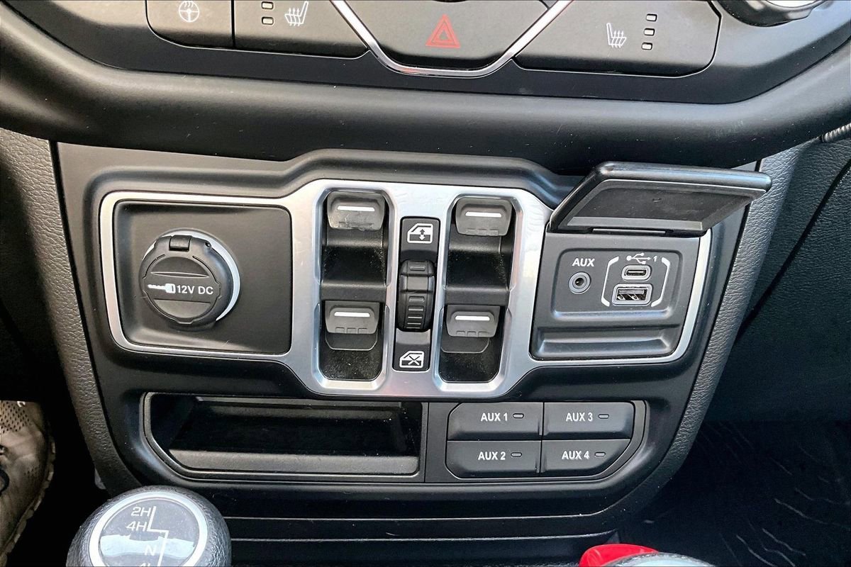 Used 2020 Jeep Wrangler Unlimited Sport image 16