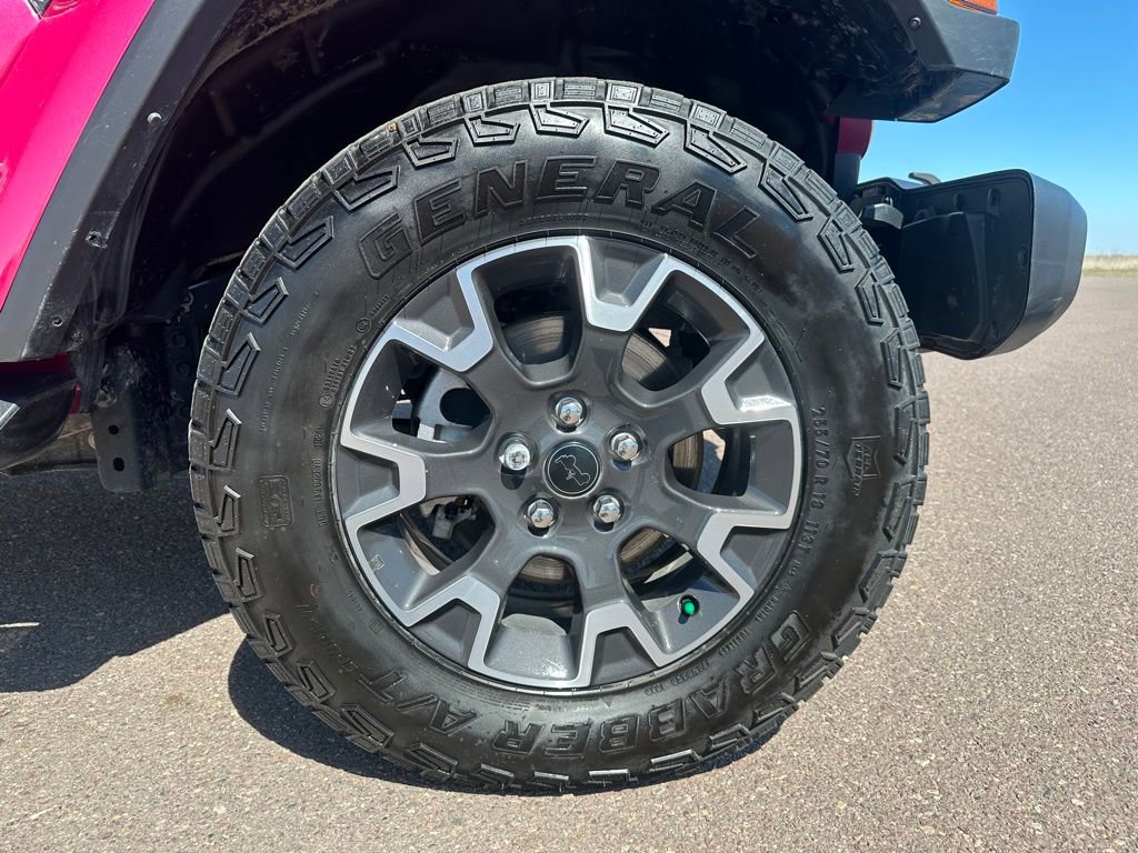 Used 2024 Jeep Wrangler Sahara w/ Technology Group image 40