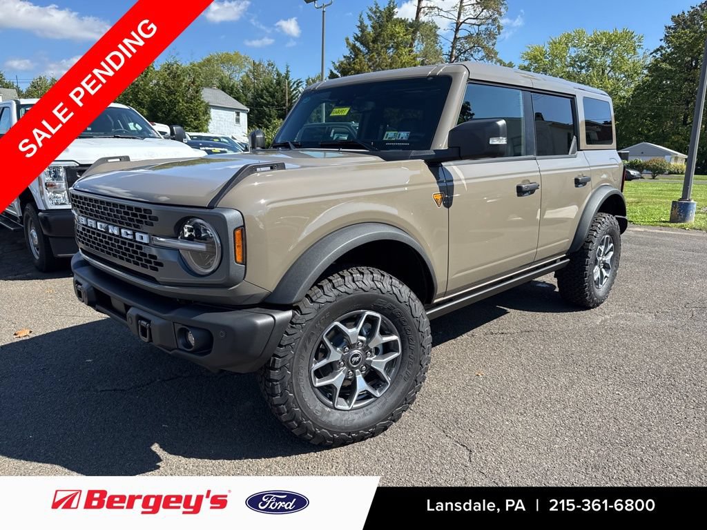 New 2025 Ford Bronco Badlands AWD/4WD image 1