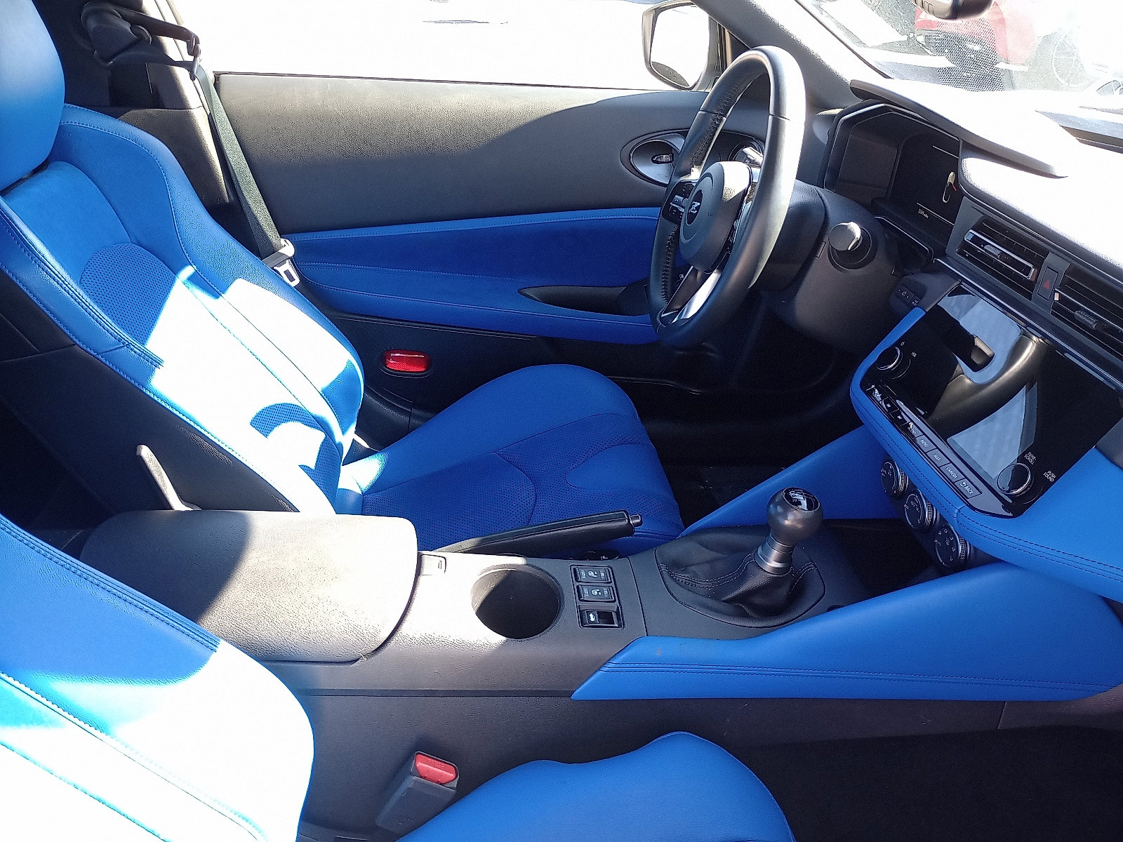 Used 2024 Nissan Z Performance w/ Floor Mat Package image 7