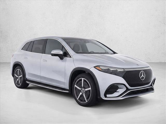 Used 2023 Mercedes-Benz EQS 450+ SUV image 3