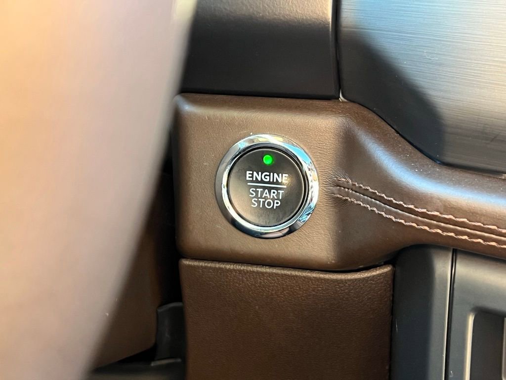 Used 2022 Ford Expedition King Ranch image 34