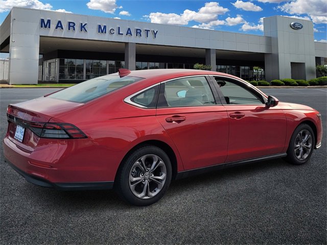 Used 2024 Honda Accord EX image 3