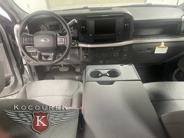 New 2026 Ford F250 XL w/ XL Chrome Package image 13