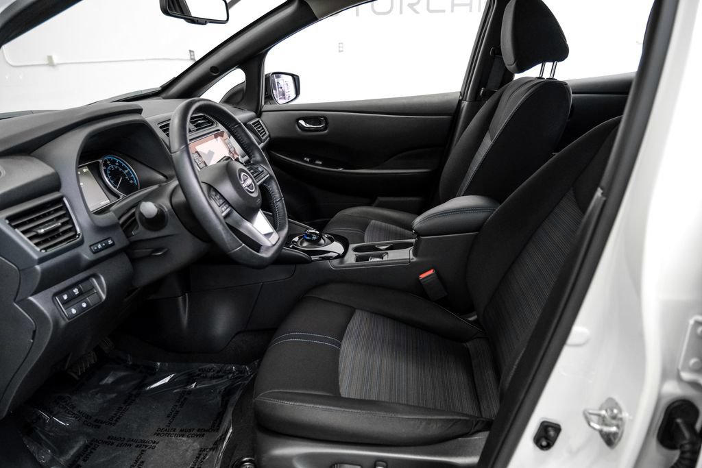 Used 2024 Nissan Leaf SV Plus FWD image 4