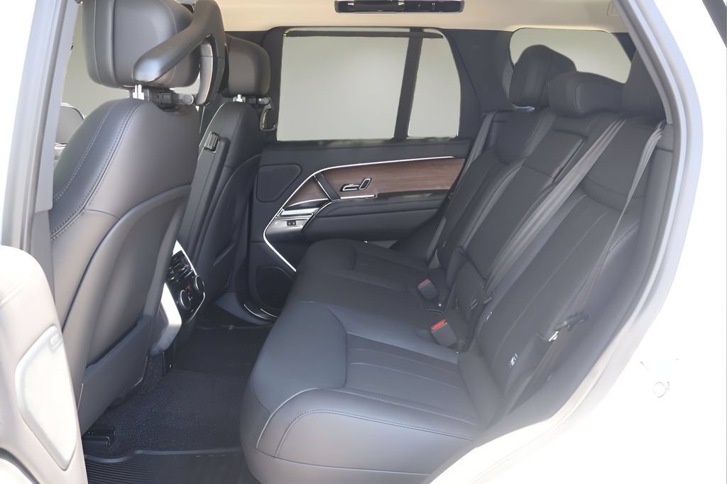 New 2026 Land Rover Range Rover SE AWD/4WD image 12