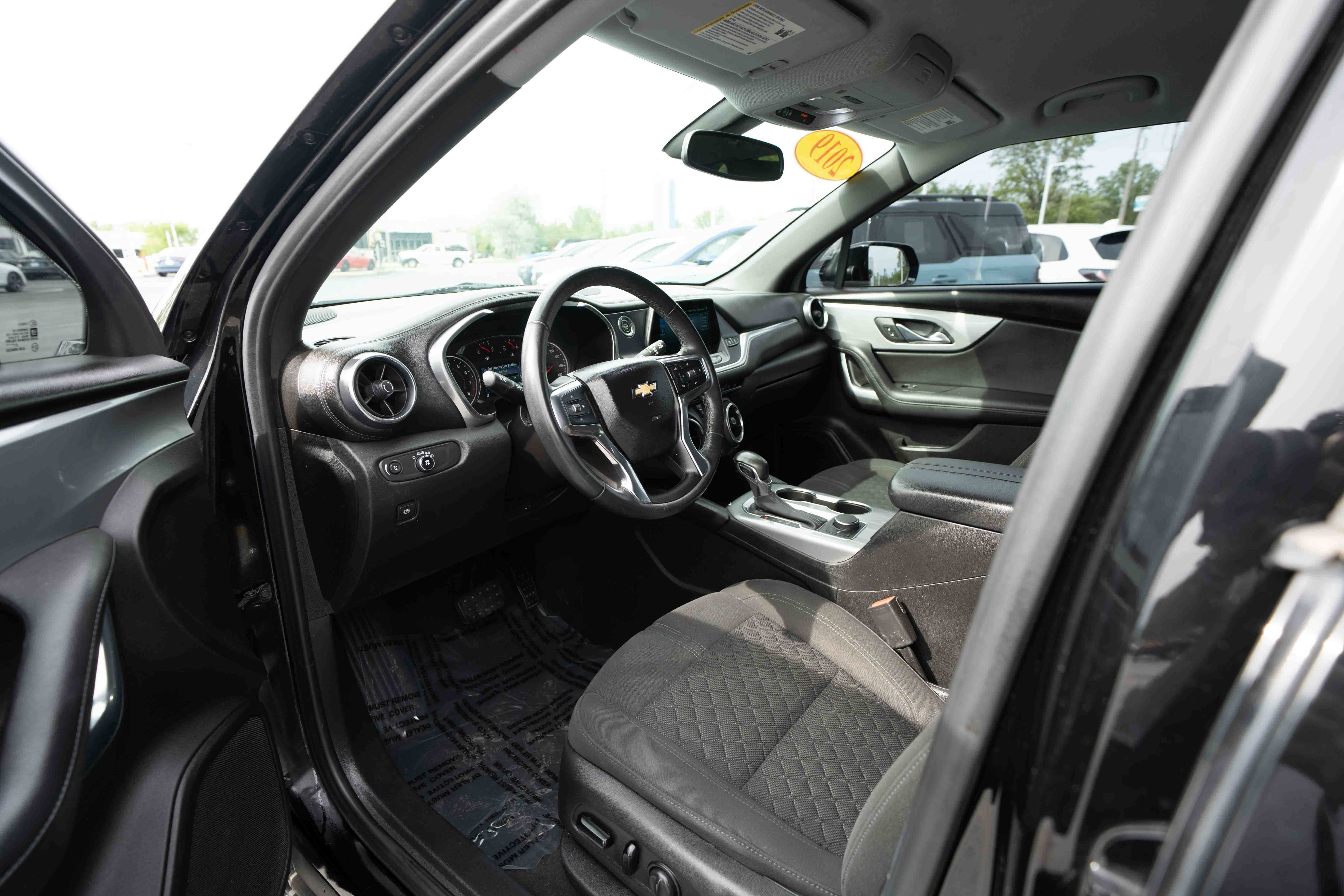 Used 2019 Chevrolet Blazer LT FWD image 8