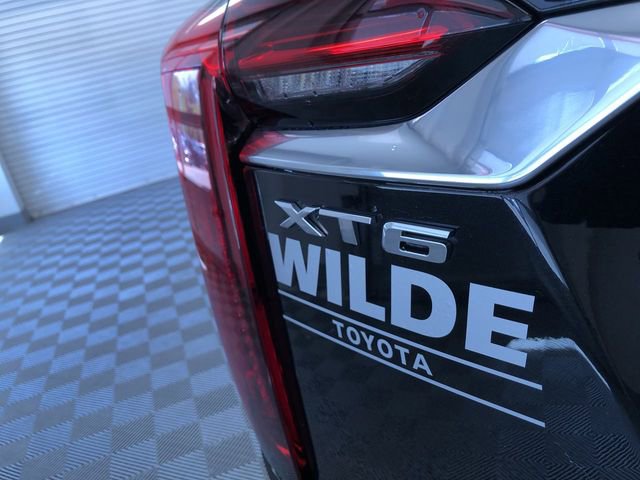 Used 2022 Cadillac XT6 Premium Luxury w/ Technology Package AWD/4WD image 8