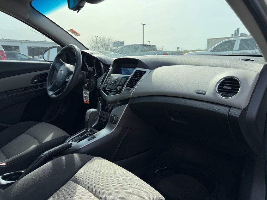 Used 2012 Chevrolet Cruze LS w/ Connectivity Package image 22