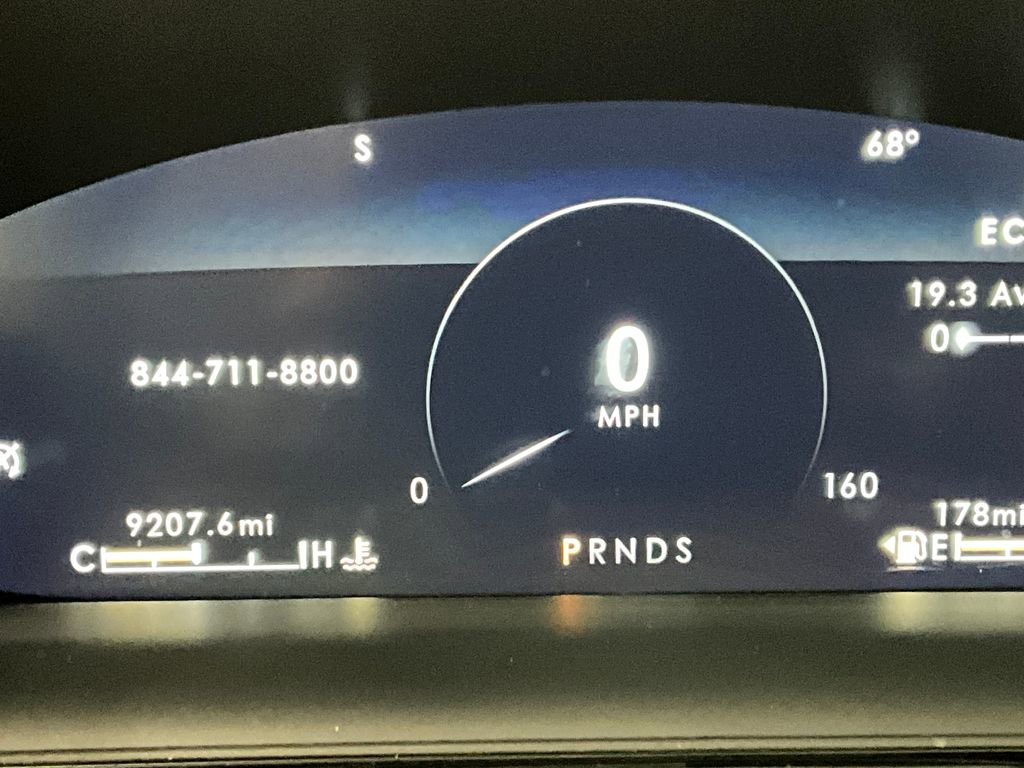 Used 2023 Lincoln Nautilus Reserve w/ Equipment Group 201A image 17