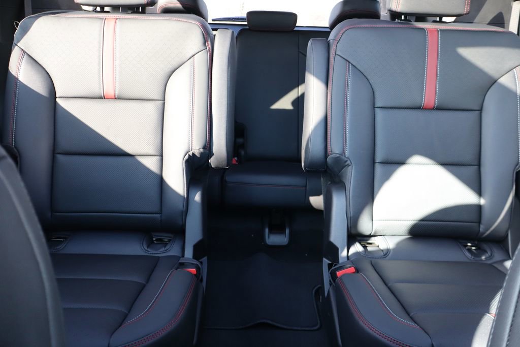 New 2026 Chevrolet Traverse RS w/ LPO, Floor Liner Package image 43
