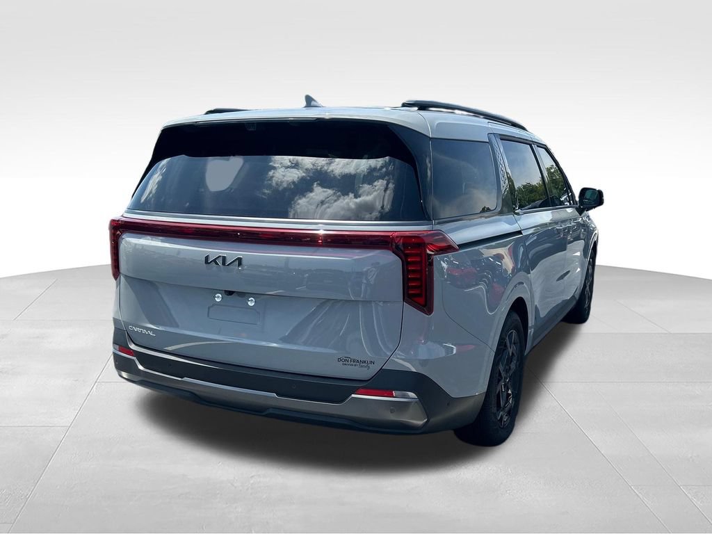 Used 2025 Kia Carnival SX Prestige FWD image 5