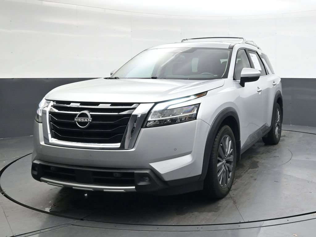Used 2022 Nissan Pathfinder SL w/ SL Premium Package image 9