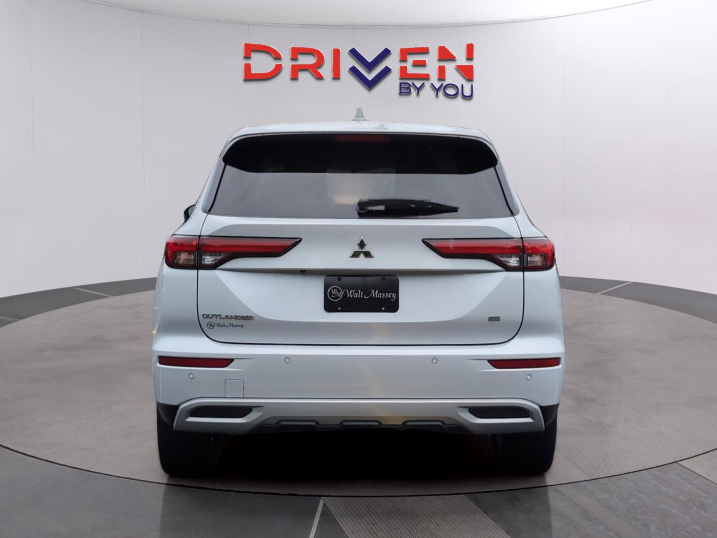 Used 2022 Mitsubishi Outlander SEL Black Edition FWD image 4