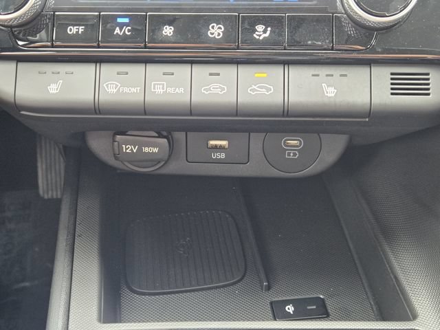 Certified 2026 Hyundai Elantra Limited FWD image 14
