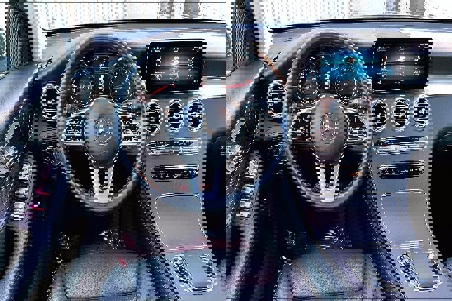 Used 2021 Mercedes-Benz GLC 300 GLC 300 image 6