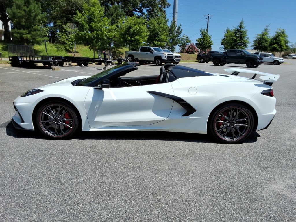 New 2027 Chevrolet Corvette Stingray Convertible w/ Z51 Performance Package RWD image 8