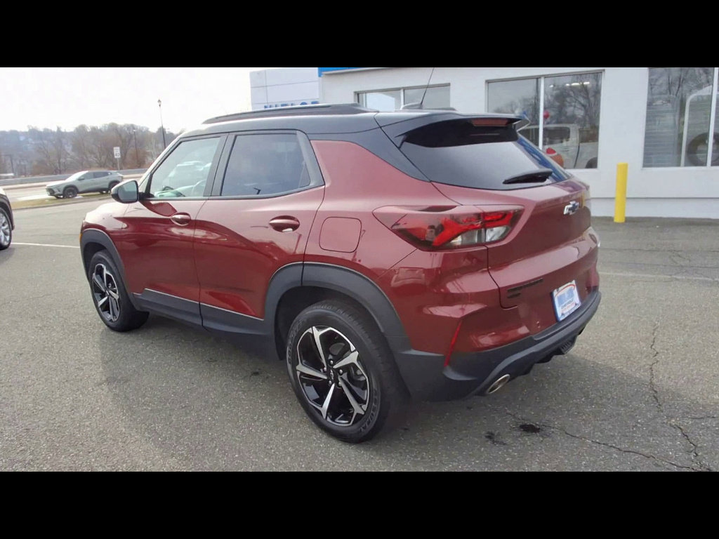 Certified 2023 Chevrolet TrailBlazer RS w/ Sun and Liftgate Package image 6