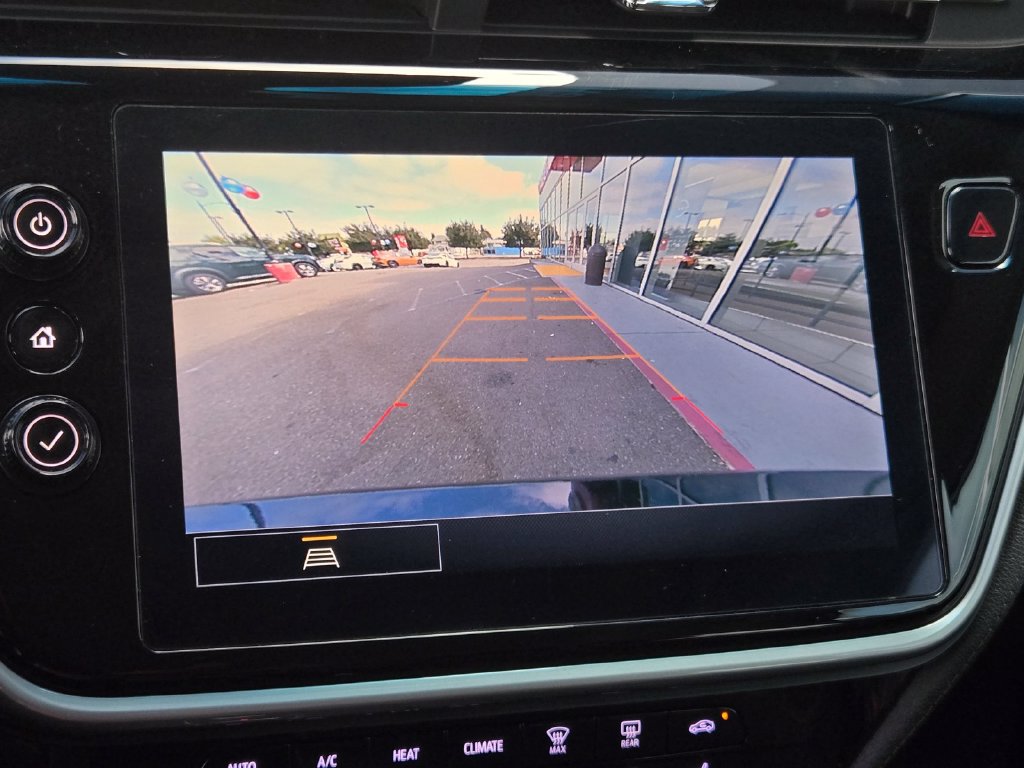 Used 2022 Chevrolet Bolt LT FWD image 16