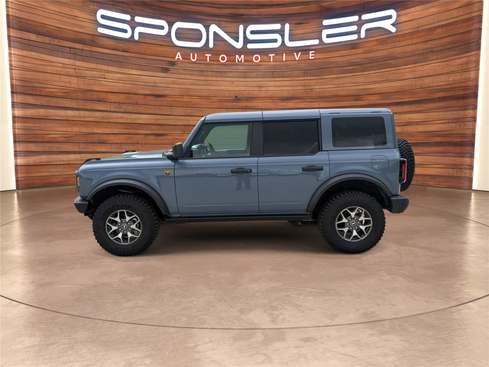 New 2025 Ford Bronco Badlands AWD/4WD video 2