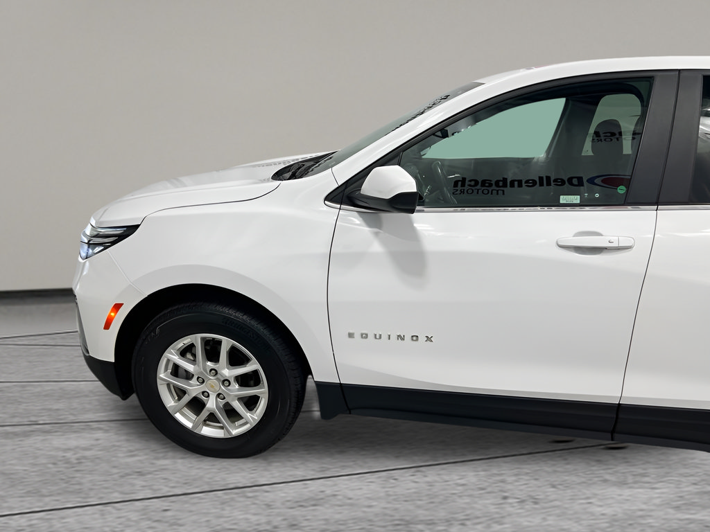 Used 2024 Chevrolet Equinox LT AWD/4WD image 16