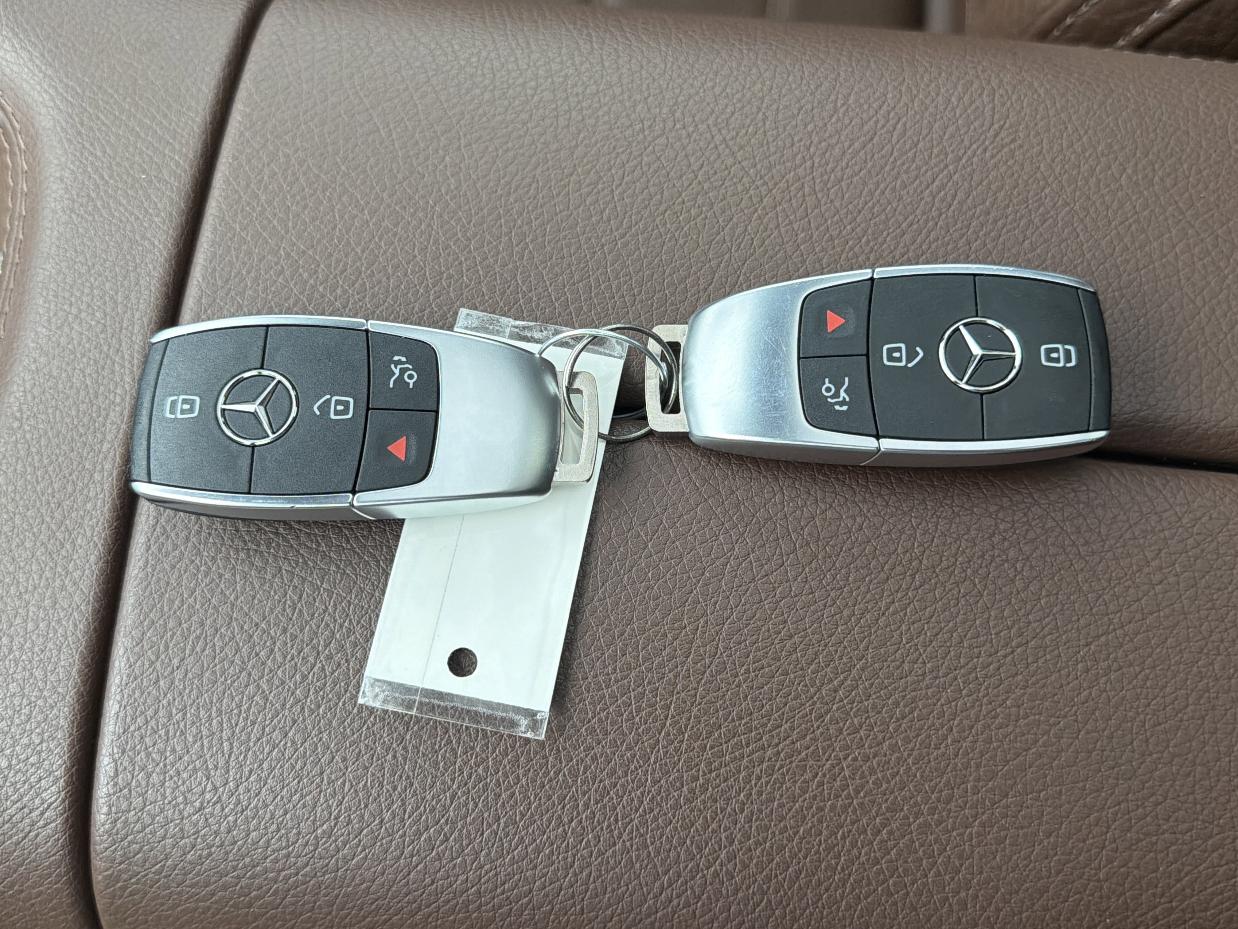Used 2024 Mercedes-Benz GLE 450e 4MATIC image 90