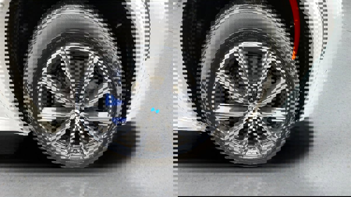 Used 2019 BMW X5 xDrive50i w/ M Sport Package image 17