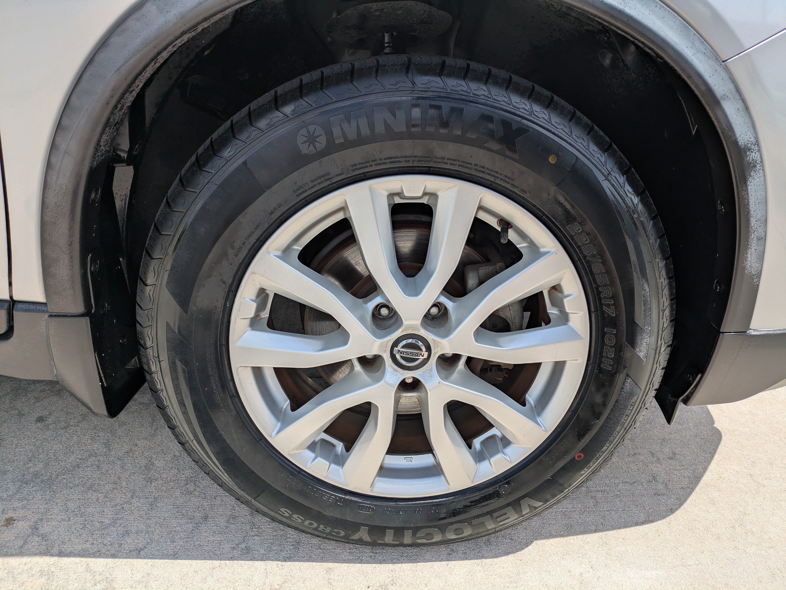 Used 2018 Nissan Rogue SV FWD image 9
