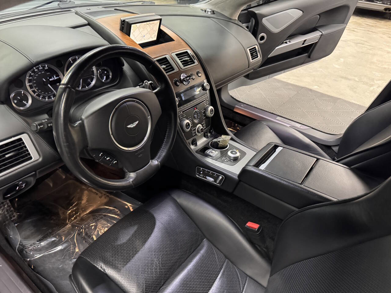 Used 2011 Aston Martin Rapide image 30