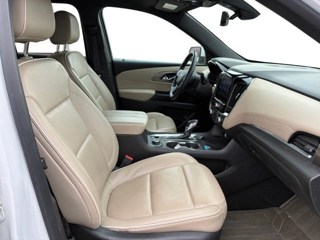 Used 2023 Chevrolet Traverse Premier AWD/4WD image 12