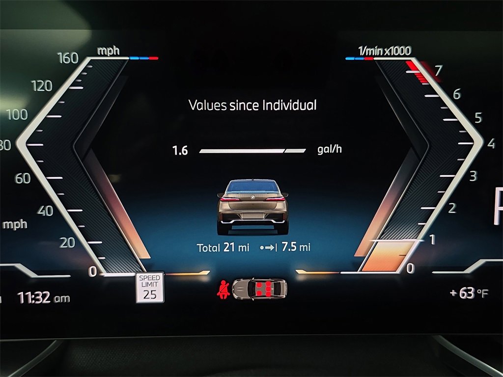 New 2026 BMW 740i xDrive w/ Executive Package image 19