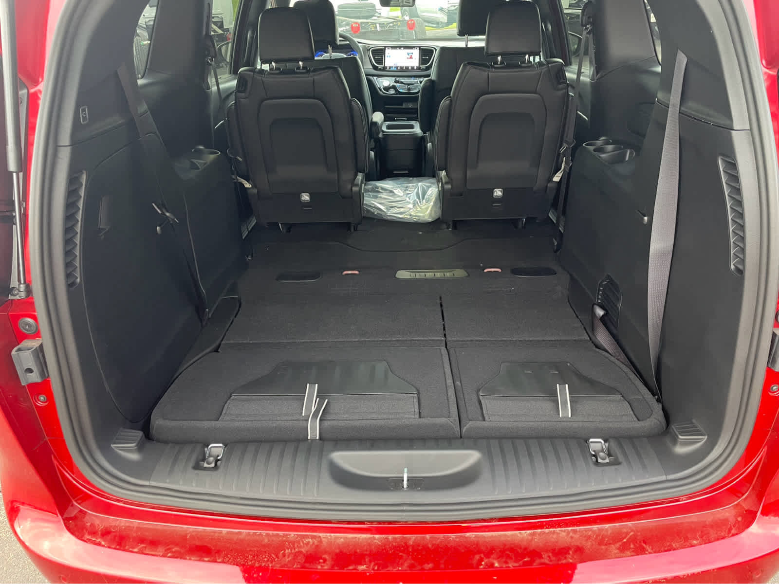 New 2026 Chrysler Voyager LX image 11