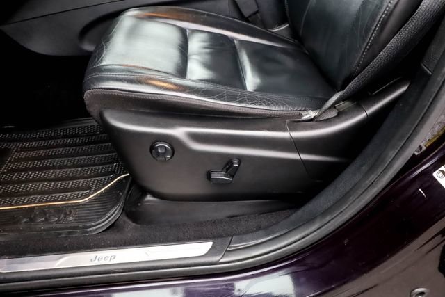 Used 2019 Jeep Grand Cherokee Limited AWD/4WD image 28