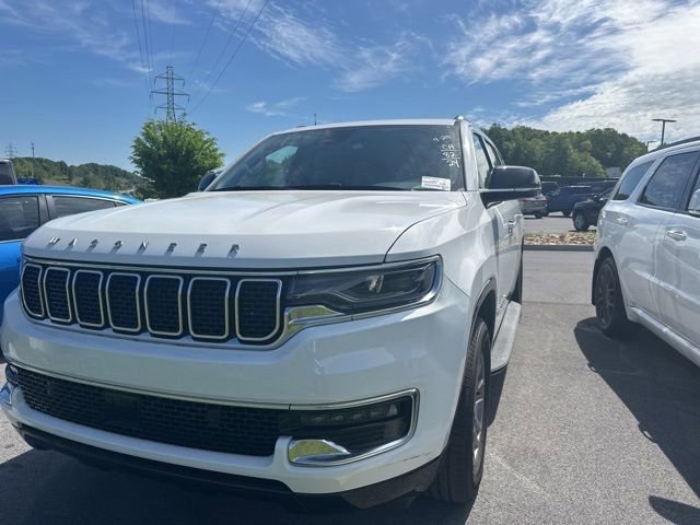 Used 2024 Jeep Wagoneer L 4WD image 4