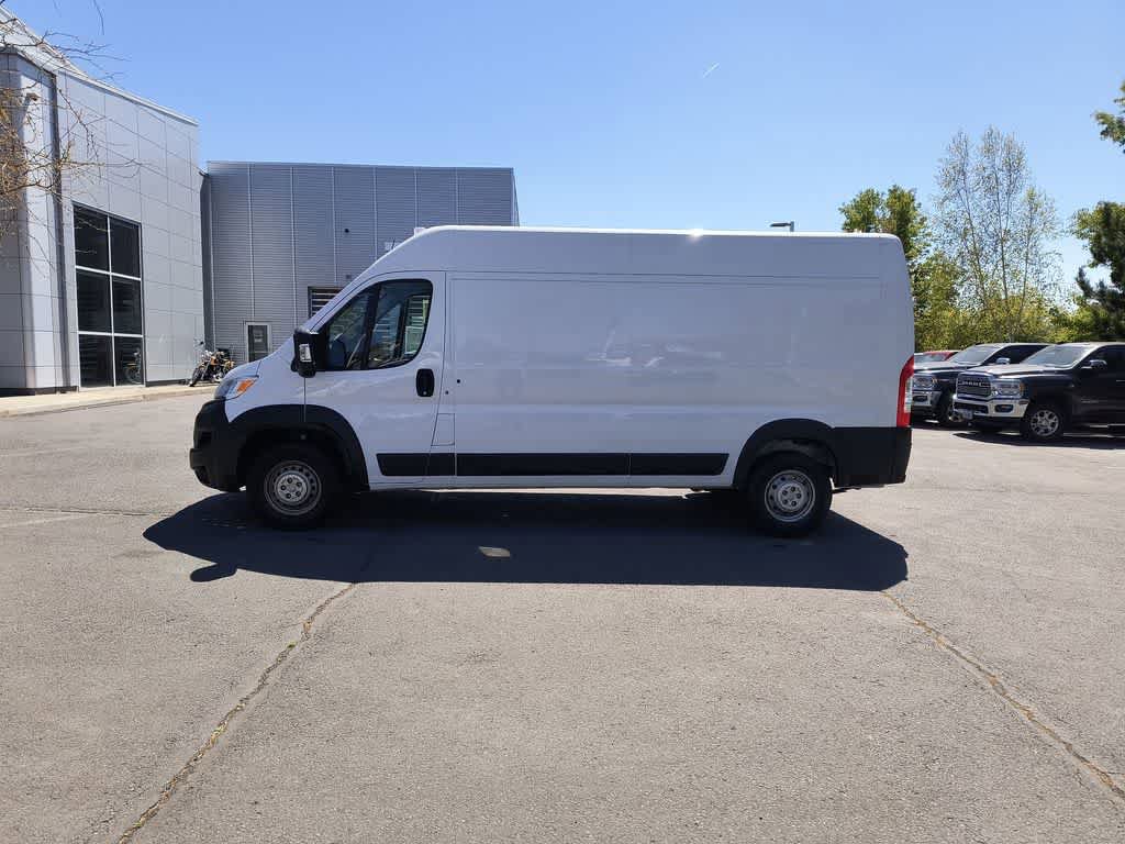 Used 2023 RAM ProMaster 2500 FWD image 2