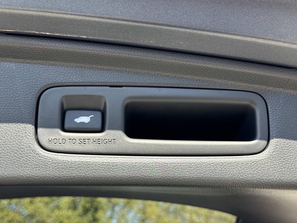 Used 2024 Honda CR-V Sport-L image 12