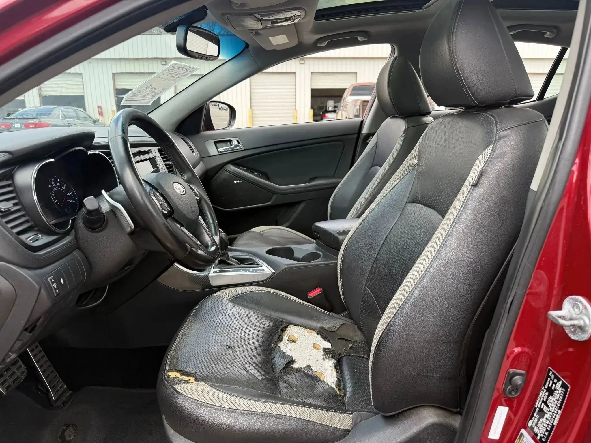 Used 2012 Kia Optima SX w/ Premium Pkg image 2