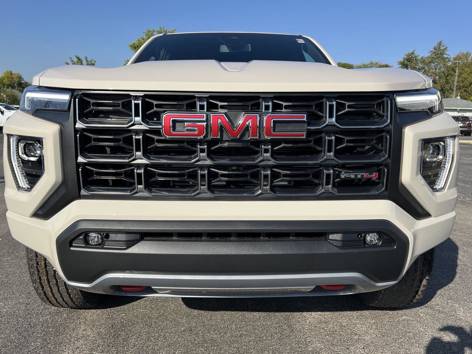 New 2026 GMC Canyon AT4 image 12