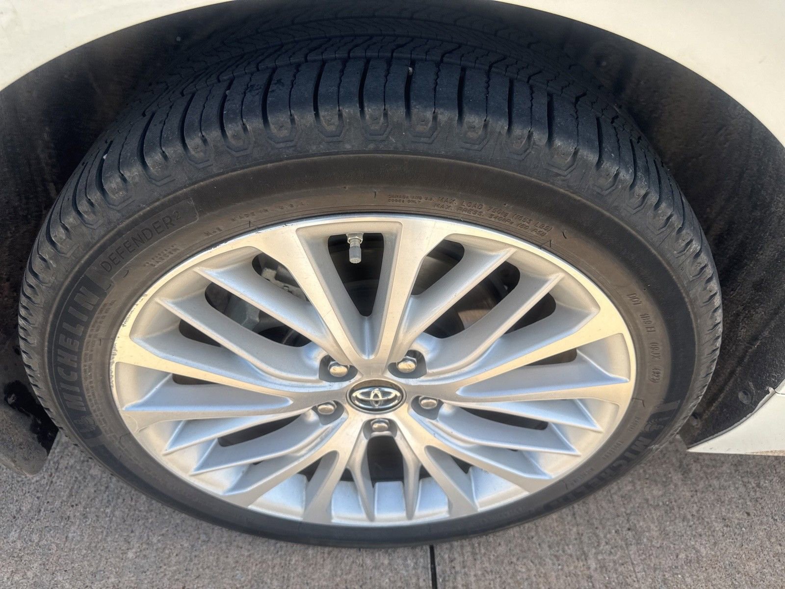Used 2018 Toyota Camry XLE w/ Audio Package FWD image 11
