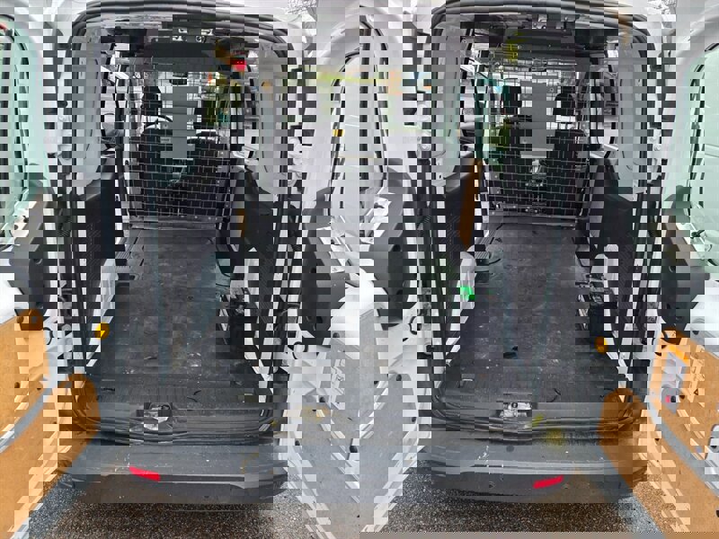 Used 2015 Ford Transit Connect XL FWD image 13