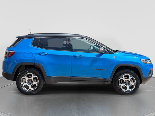 Used 2022 Jeep Compass Trailhawk w/ Trailhawk Convenience Group image 2
