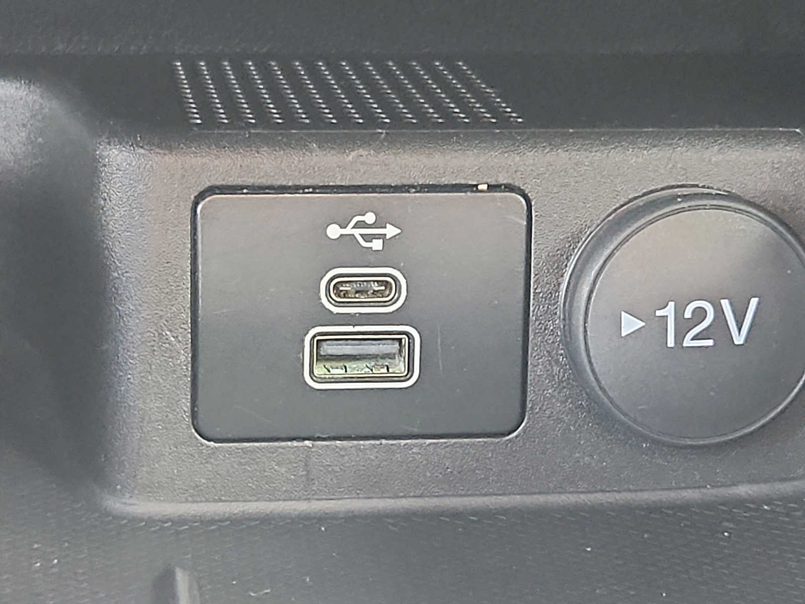 Used 2024 Ford Escape Active FWD image 23